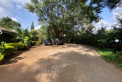 1 Bed House with Garden in Runda