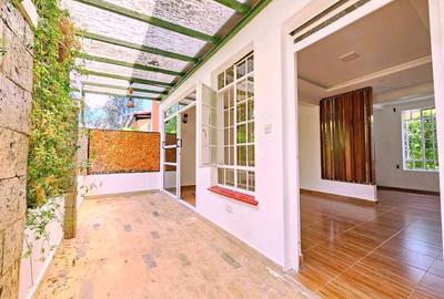 2 Bed House with En Suite in Nyari - 3