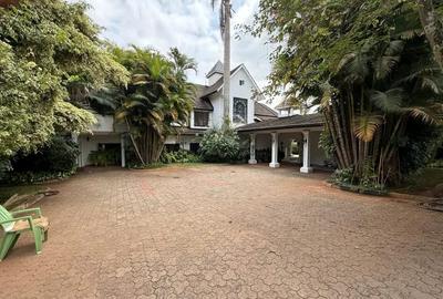 5 Bed House with En Suite in Thigiri