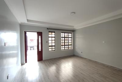 4 Bed Villa with En Suite in Kamakis - 3