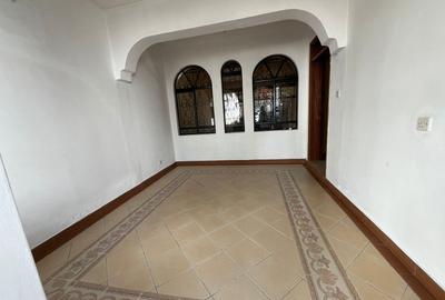 5 Bed Townhouse with En Suite at Westlands