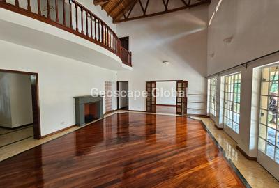 5 Bed House with En Suite in Nyari