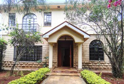 4 Bed Townhouse with En Suite at Kitisuru