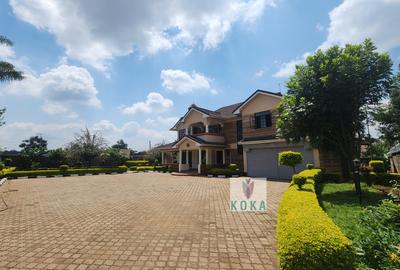 6 Bed Villa with En Suite in Runda - 2