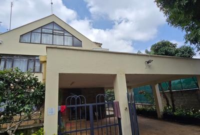 5 Bed Townhouse with En Suite at Lavington Green - 4