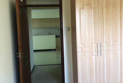 Serviced 2 Bed Apartment with En Suite at Gatundu Road - 4