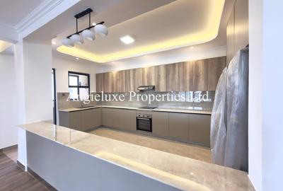 3 Bed Apartment with En Suite at Brookside Drive - 4