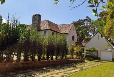 5 Bed Villa with En Suite in Karen - 3