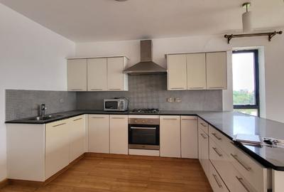 Serviced 2 Bed Apartment with En Suite at Garden City Mall