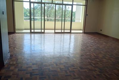 3 Bed Apartment with En Suite at Othaya Road