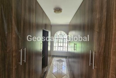 4 Bed House with En Suite in Runda - 4