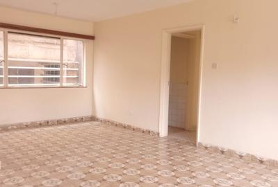 Serviced 3 Bed Apartment with En Suite in Kilimani