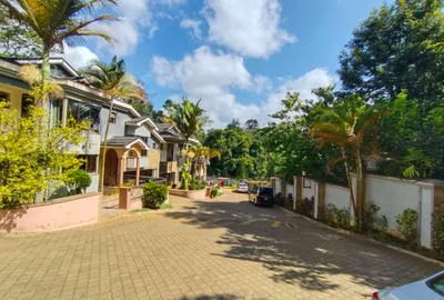 4 Bed Townhouse with En Suite at Eldama Ravine Road