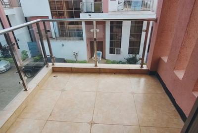 5 Bed Townhouse with En Suite at Chalbi