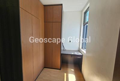 5 Bed Townhouse with En Suite in Lavington - 4