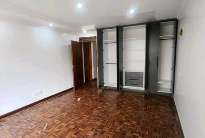 Serviced 3 Bed Apartment with En Suite in Lavington - 2