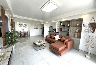 3 Bed Apartment with En Suite at Riverside - 2