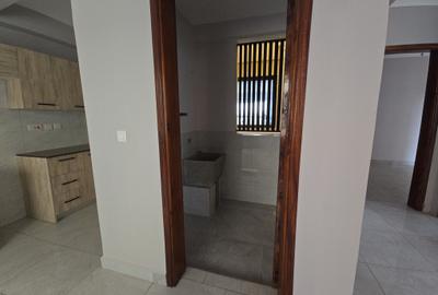 1 Bed Apartment with En Suite at School Lane - 3