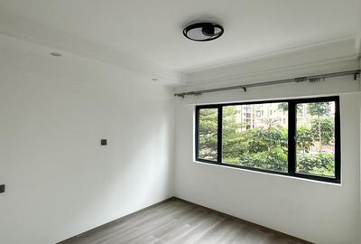 2 Bed Apartment with En Suite in Lavington