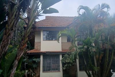 6 Bed Townhouse with En Suite in Lower Kabete