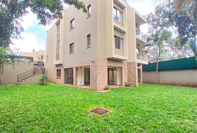 5 Bed Townhouse with En Suite at Lavington