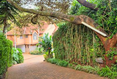 4 Bed House with En Suite in Kitisuru - 3