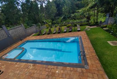 2 Bed Apartment with Swimming Pool in Kitisuru