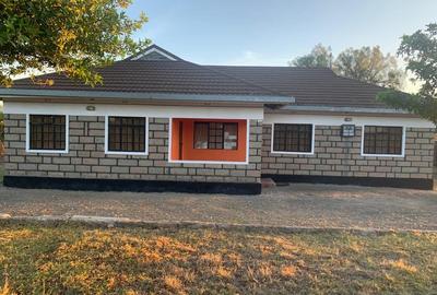 4 Bed House with En Suite at Nairobi/ Mombasa Rd Junction