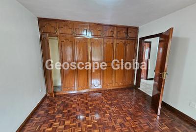 4 Bed Townhouse with En Suite in Spring Valley