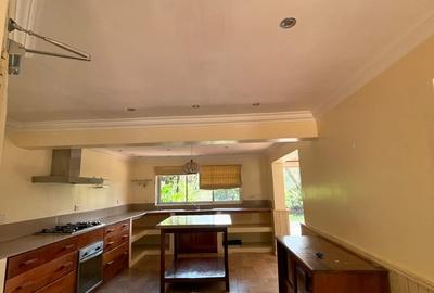 5 Bed House with Swimming Pool at Karen