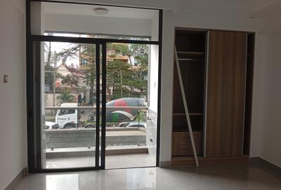 Studio Apartment with Gym in Lavington - 2
