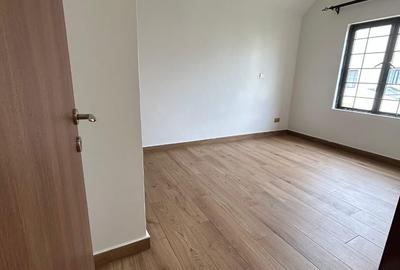 4 Bed Apartment with En Suite in Syokimau - 3