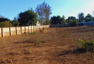 1 ac Land in Kikambala