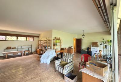 4 Bed House with En Suite at Lavington - 3