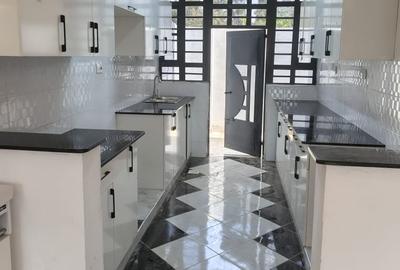 3 Bed House with En Suite at Kimbo - 4