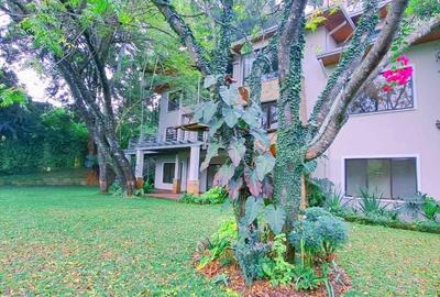 5 Bed Townhouse with En Suite at Kitisuru Road