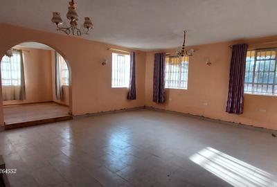 4 Bed Villa with En Suite at Masai Lodge - 4