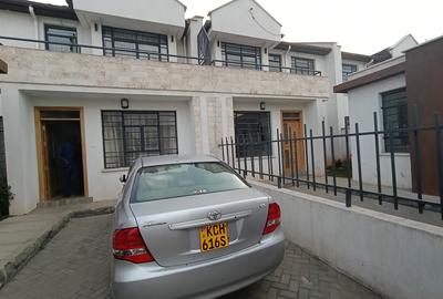 4 Bed Townhouse with En Suite at South C - 2