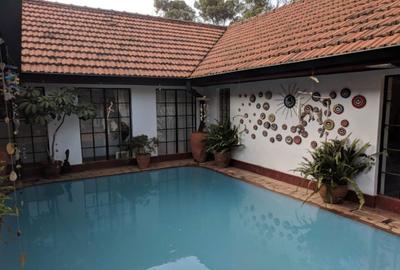 4 Bed House with En Suite in Karen