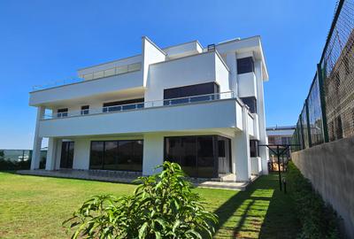 4 Bed House with En Suite at Kijani Ridge