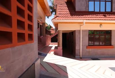 7 Bed House with En Suite at Runda - 3