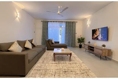 Serviced 2 Bed Apartment with En Suite at Mount Kenya Road