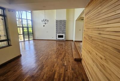 5 Bed Townhouse with En Suite in Runda - 4