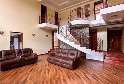 4 Bed House with En Suite in Karen - 2