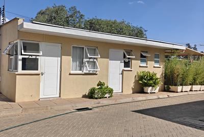 Bedsitter in Karen - 2