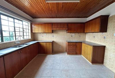 4 Bed Apartment with En Suite at Lavington
