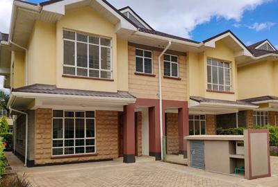 3 Bed Townhouse with En Suite at Crystal Rivers