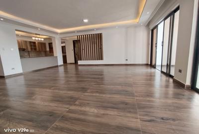 3 Bed Apartment with En Suite at Brookside Groove