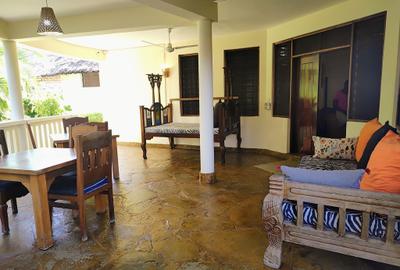 Serviced 2 Bed Apartment with En Suite at Diani Beach Road - 2