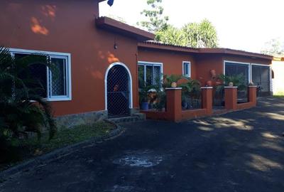 4 Bed Villa in Kikambala